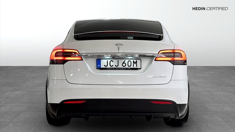 Tesla Model X bild 7