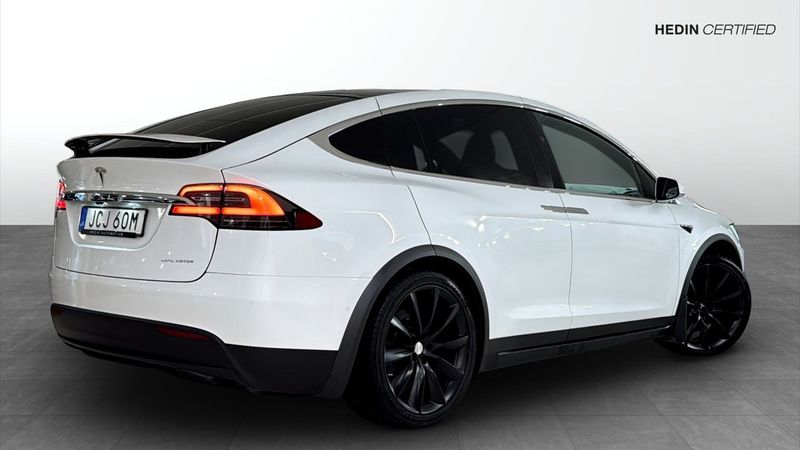 Tesla Model X bild 2