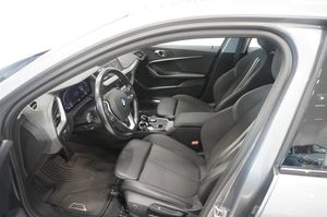 BMW 118 bild 2