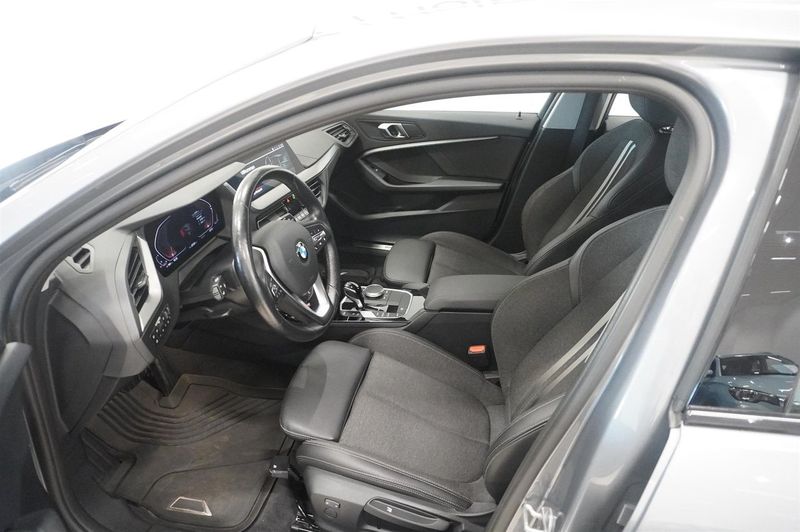 BMW 118 bild 2
