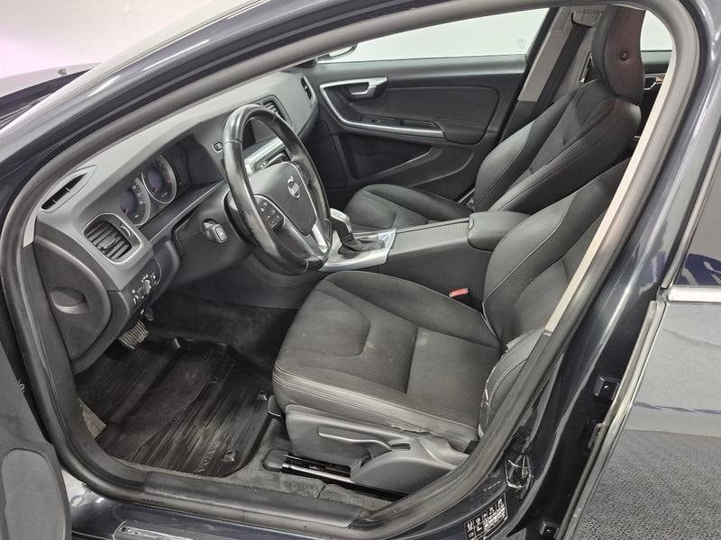 Volvo V60 bild 2