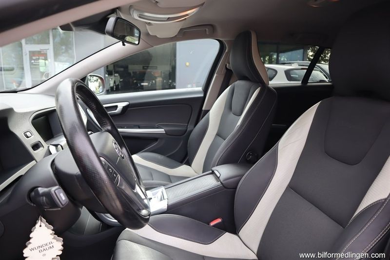 Volvo V60 bild 9