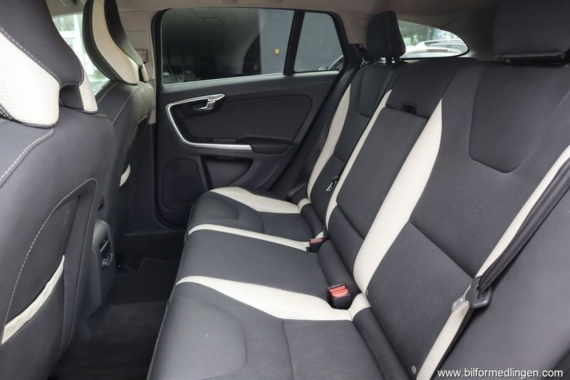 Volvo V60 bild 8