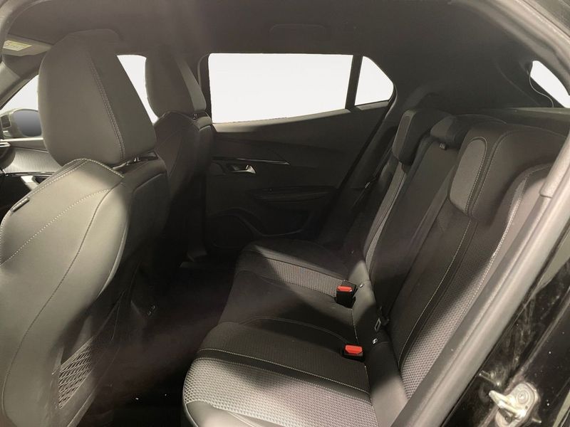 Peugeot 2008 bild 8