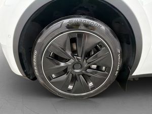 Tesla Model Y bild 30