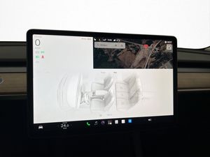 Tesla Model 3 bild 24