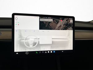Tesla Model 3 bild 23