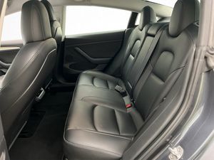Tesla Model 3 bild 19