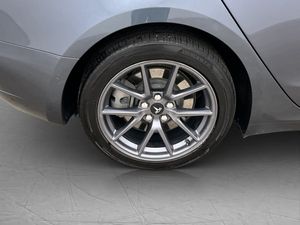 Tesla Model 3 bild 30