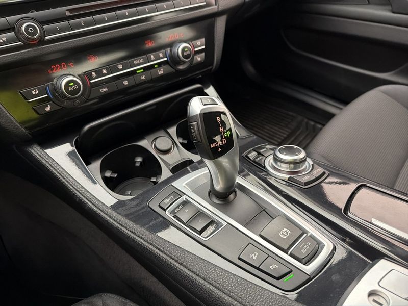 BMW 520 bild 24