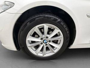 BMW 520 bild 28