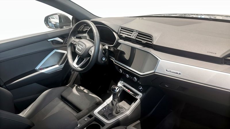 Audi Q3 bild 12