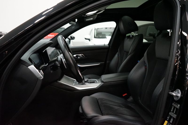 BMW 330 bild 13