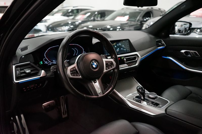 BMW 330 bild 10