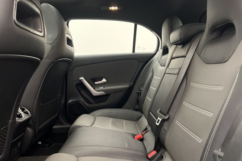 Mercedes A35 AMG bild 35