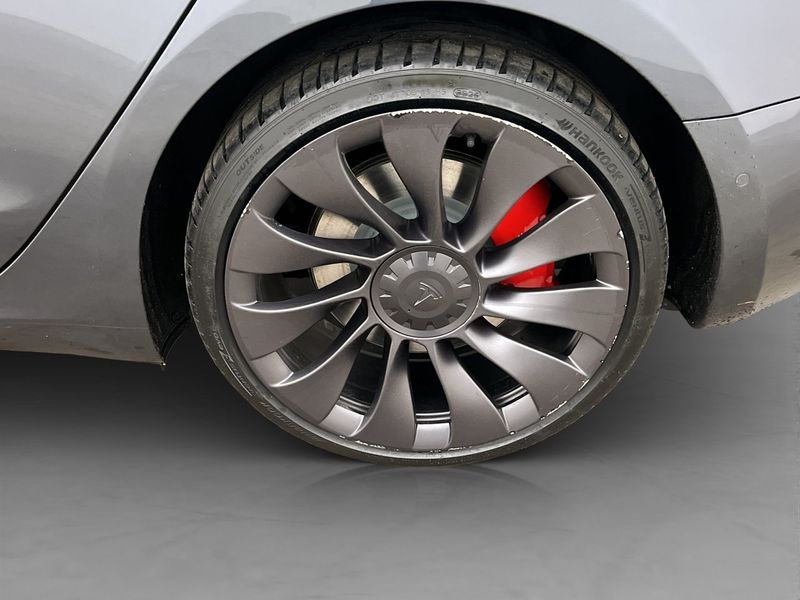 Tesla Model 3 bild 28