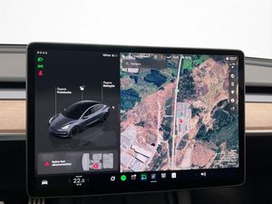 Tesla Model 3 bild 15