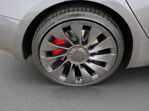 Tesla Model 3 bild 29