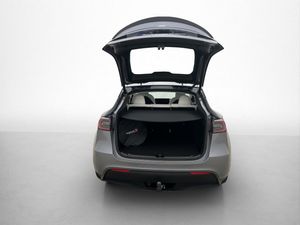 Tesla Model Y bild 27