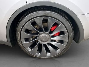 Tesla Model Y bild 29