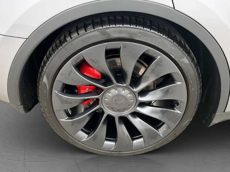 Tesla Model Y bild 30