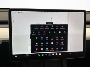Tesla Model Y bild 19