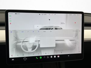 Tesla Model Y bild 17