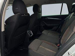Skoda Octavia bild 12