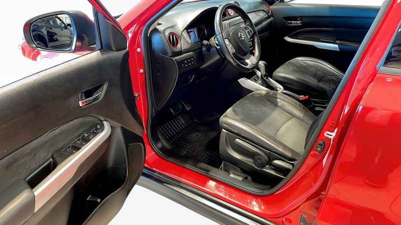 Suzuki Vitara bild 11