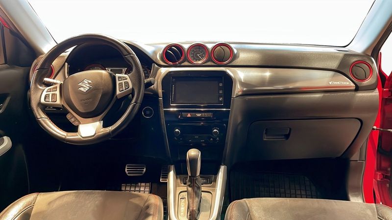 Suzuki Vitara bild 4