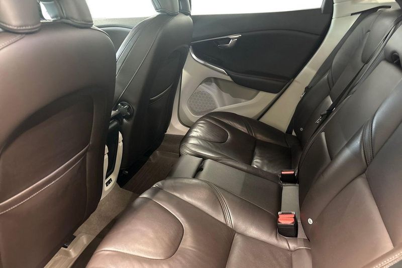 Volvo V40 bild 12