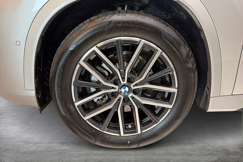 BMW iX1 bild 16