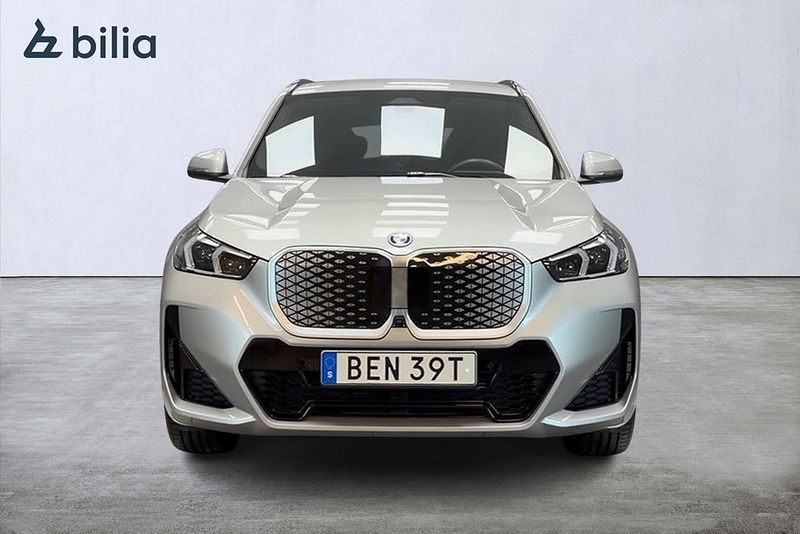 BMW iX1 bild 8