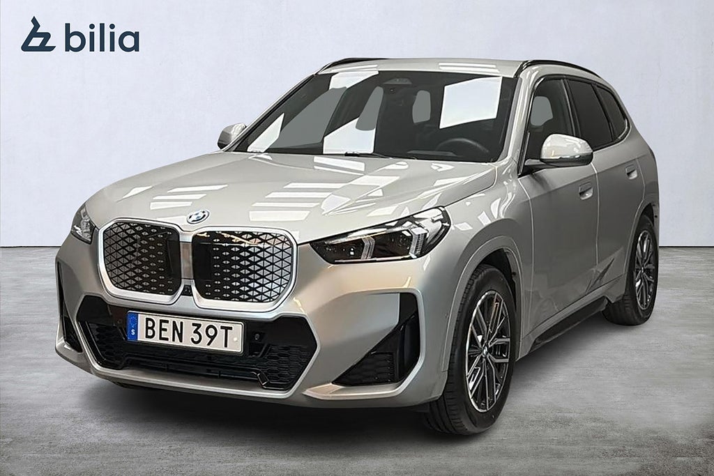 BMW iX1