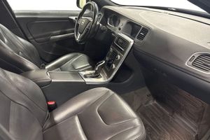 Volvo V60 bild 9