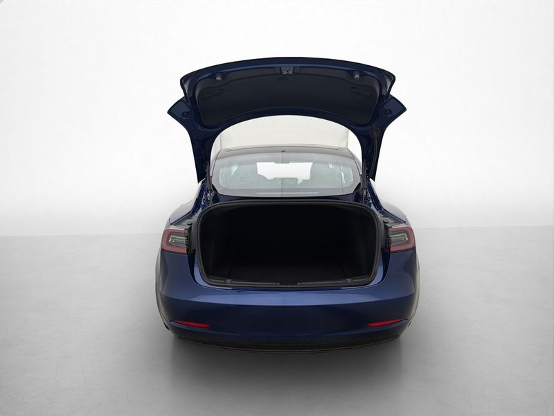 Tesla Model 3 bild 9