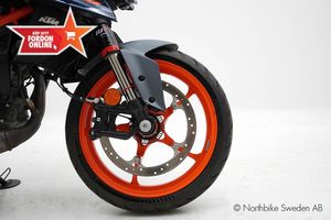 KTM 390 Duke bild 10