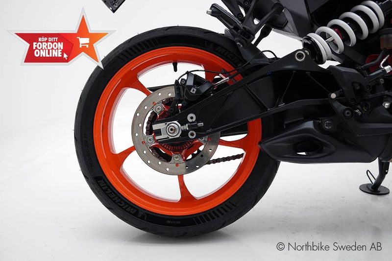 KTM 390 Duke bild 5