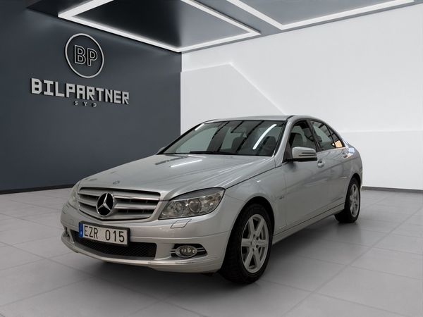 Mercedes C220 CDI BlueEFFICIENCY 5G-Tronic Avantgarde - 2011