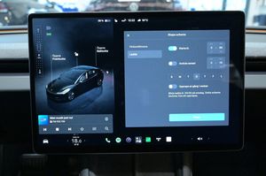 Tesla Model 3 bild 14