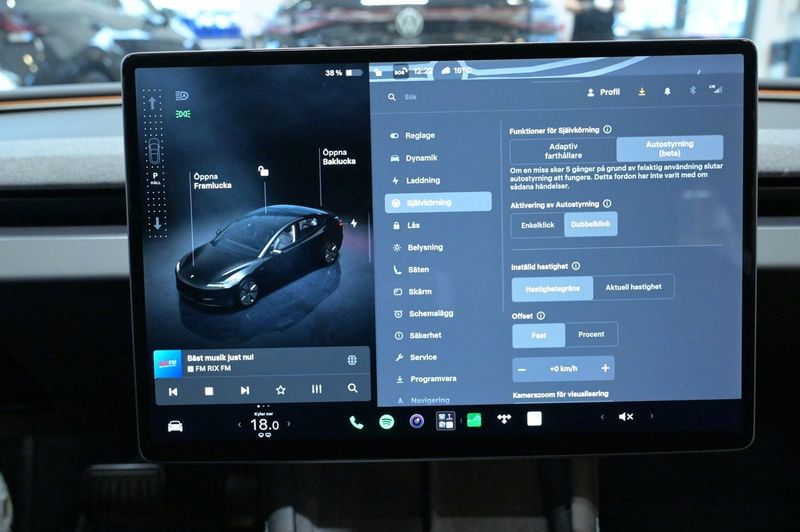 Tesla Model 3 bild 13
