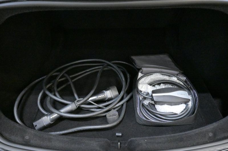 Tesla Model 3 bild 25