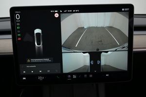Tesla Model Y bild 19
