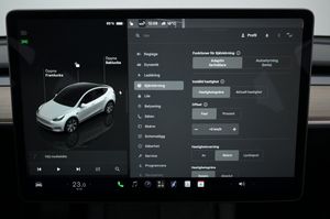 Tesla Model Y bild 14