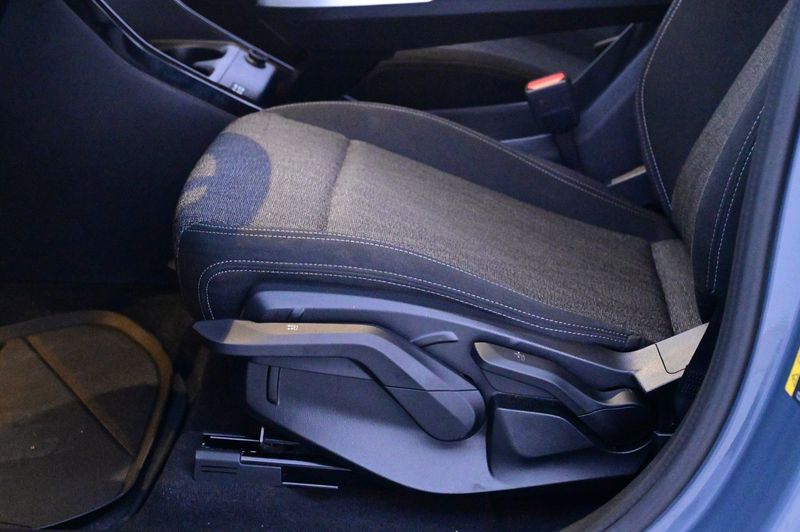 BMW 225 bild 11