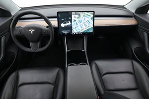 Tesla Model 3 bild 6