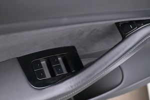 Tesla Model 3 bild 10
