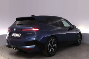 BMW iX bild 5