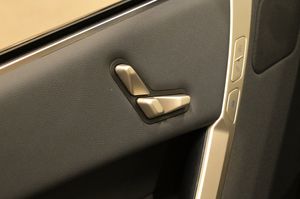 BMW iX bild 12