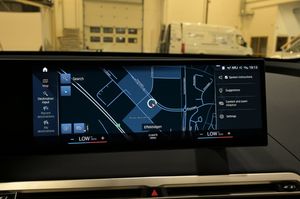 BMW iX bild 16